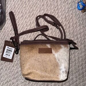 Wrangler Two-Tone Brown and Cream Crossbody Bag